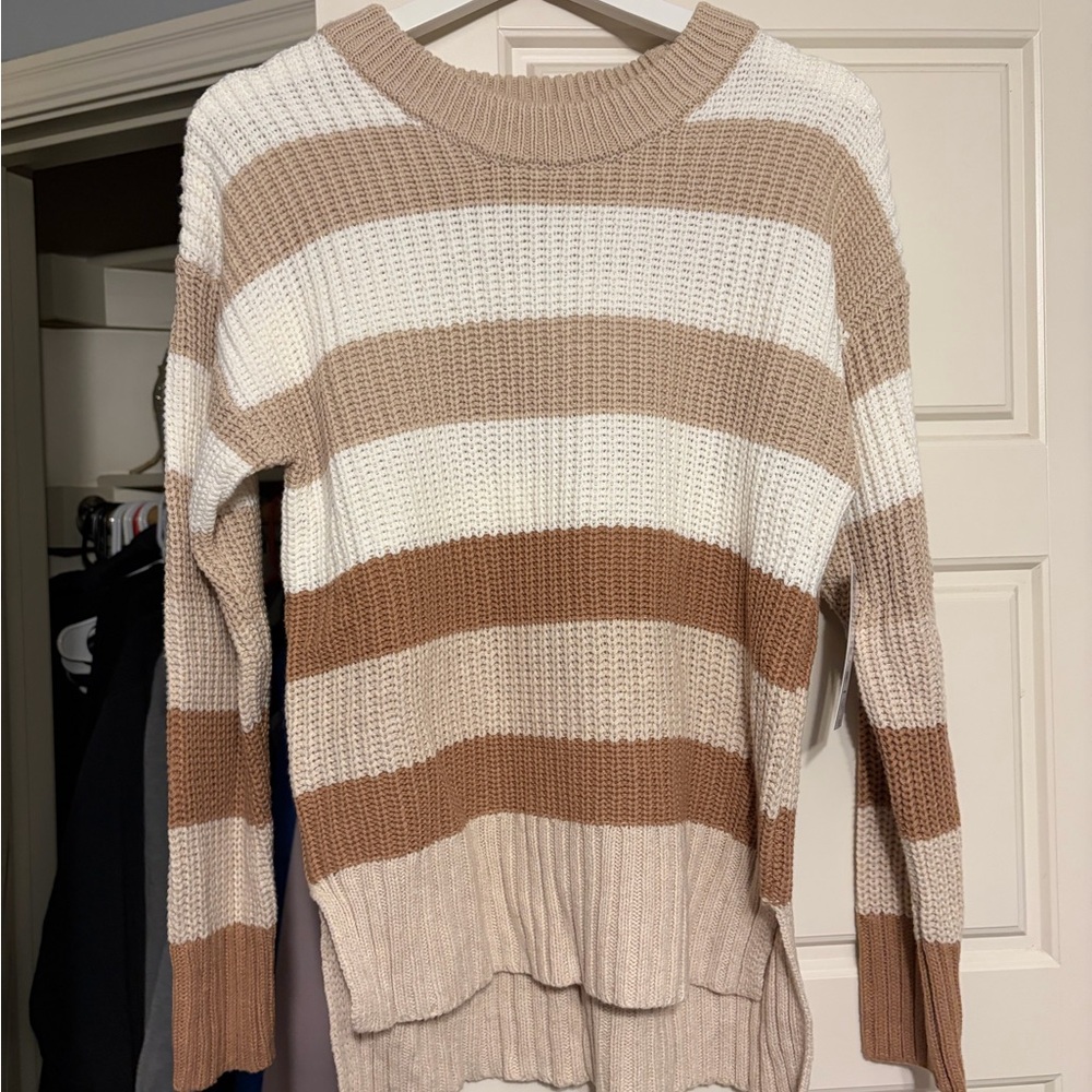 Time and Tru Women's Striped Sweater - Beige and White